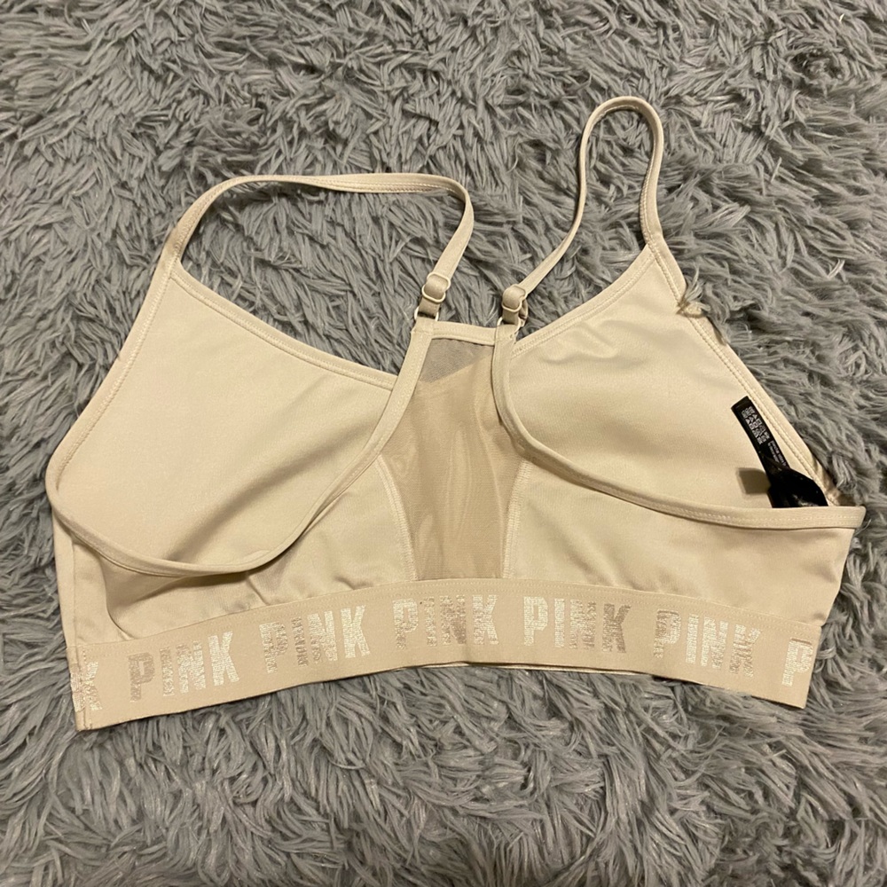 2 pink bras - Picture 2 of 3